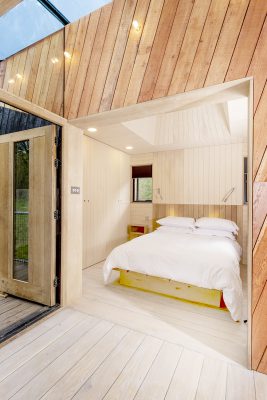 Dazzle Treehouse at Mallinson's Woodland Retreat