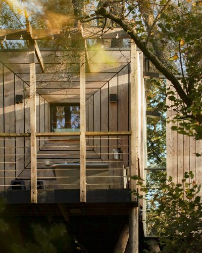Treehouse with Hot Tub